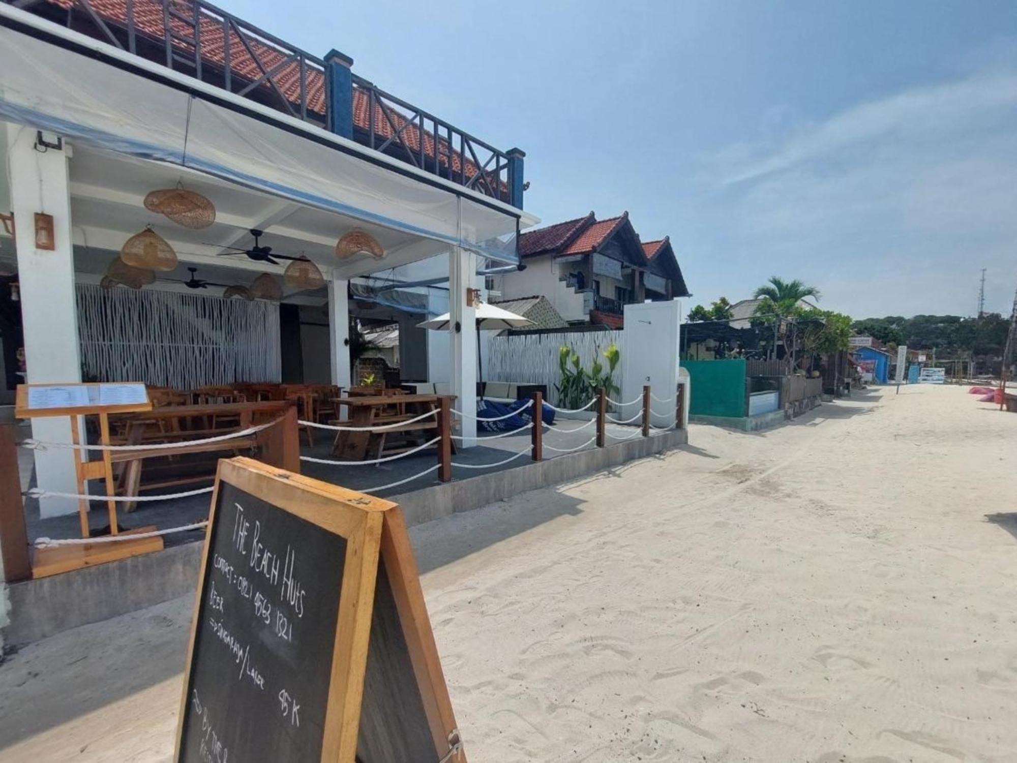 The Beach Huts Lembongan Exterior photo