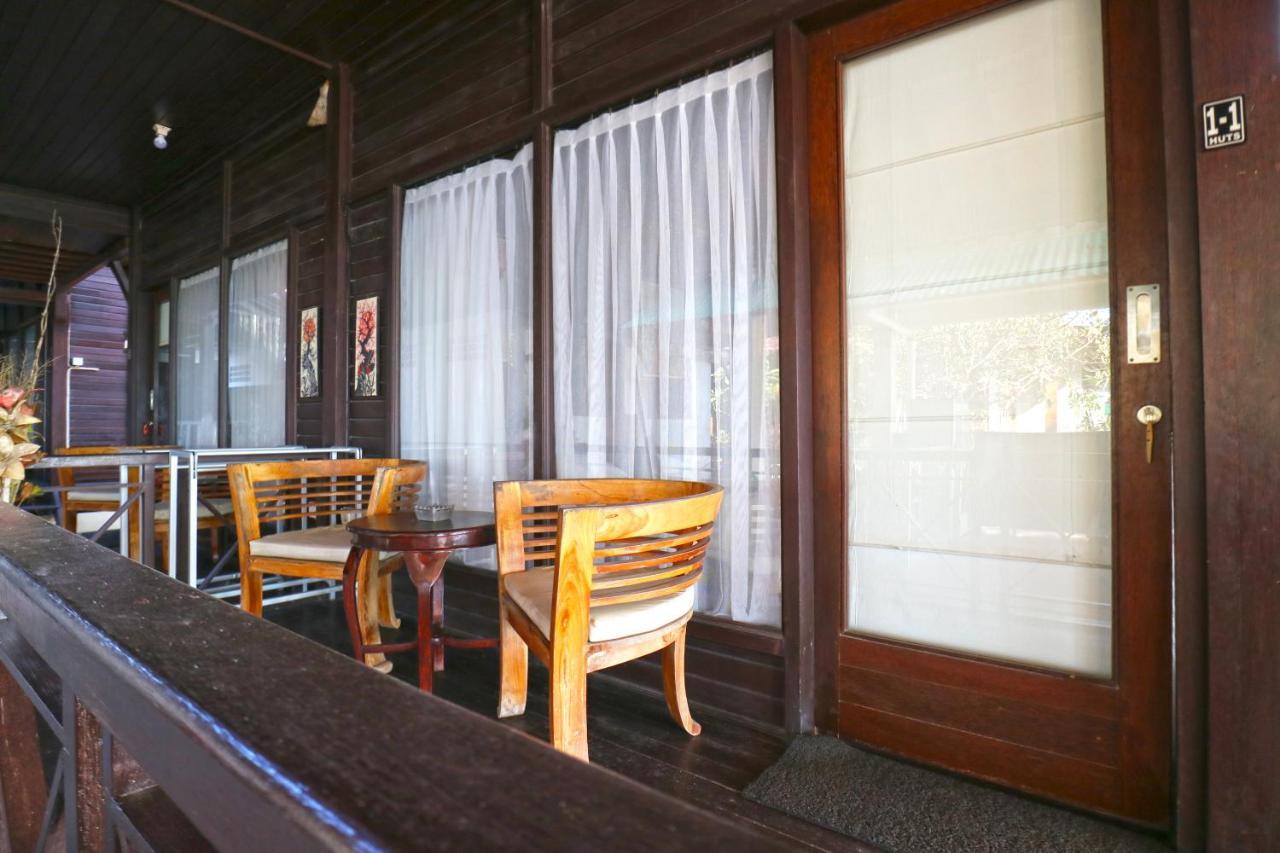 The Beach Huts Lembongan Exterior photo